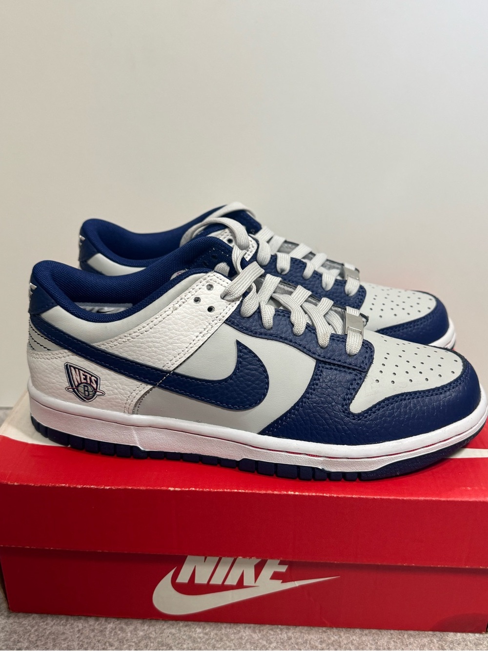 Nike Dunk Low EMB NBA 75th Anniversary Brooklyn Nets (GS) Size 5Y/6.5 Women